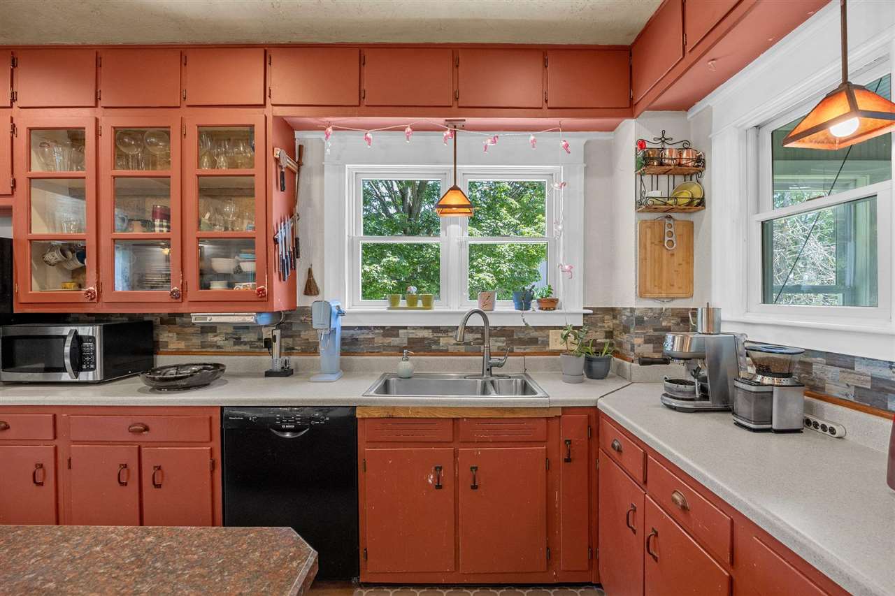 3263 Rohret Road Iowa City IA 52246
