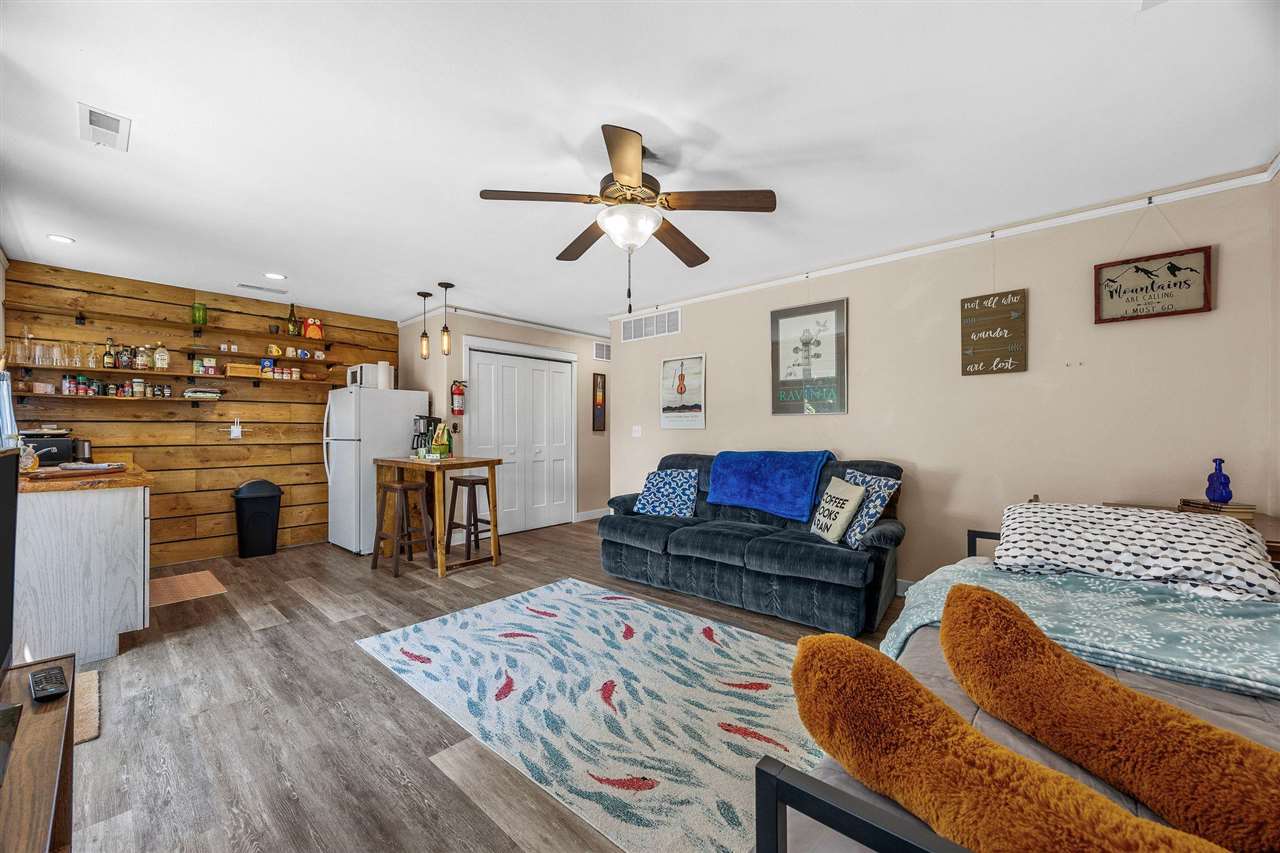 3263 Rohret Road Iowa City IA 52246