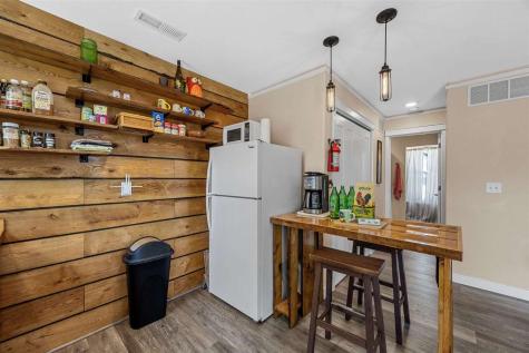 3263 Rohret Road Iowa City IA 52246