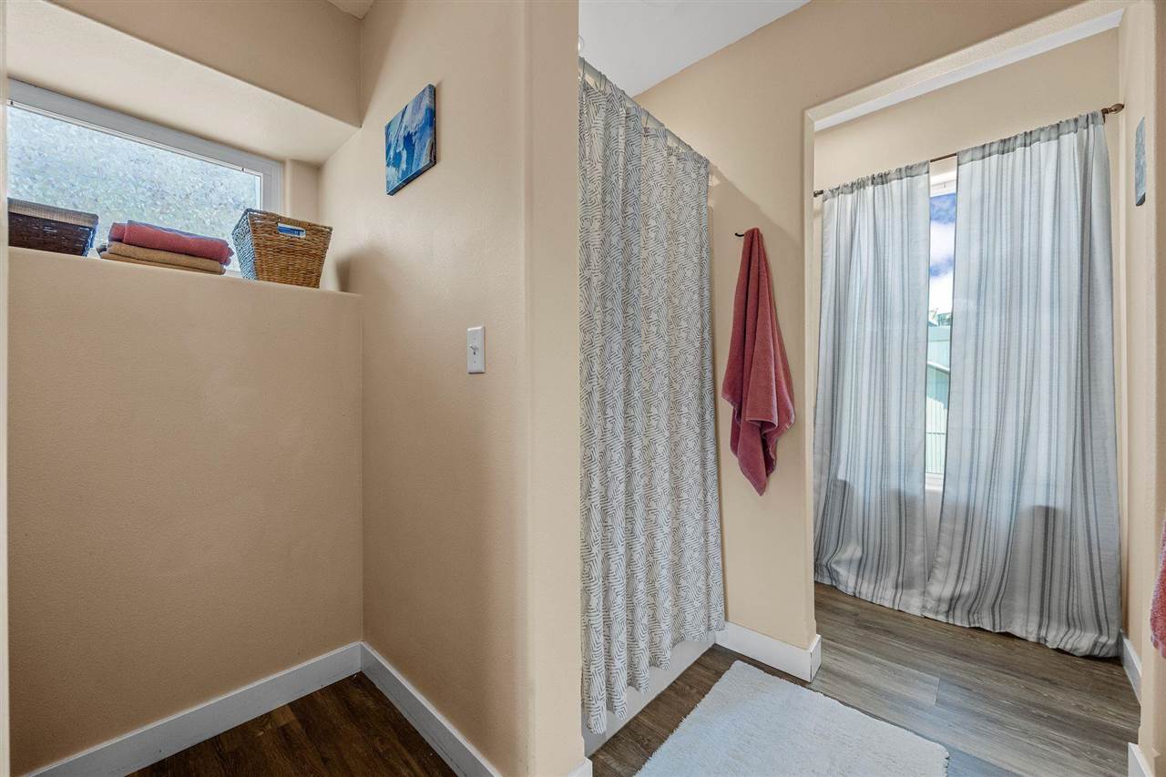 3263 Rohret Road Iowa City IA 52246