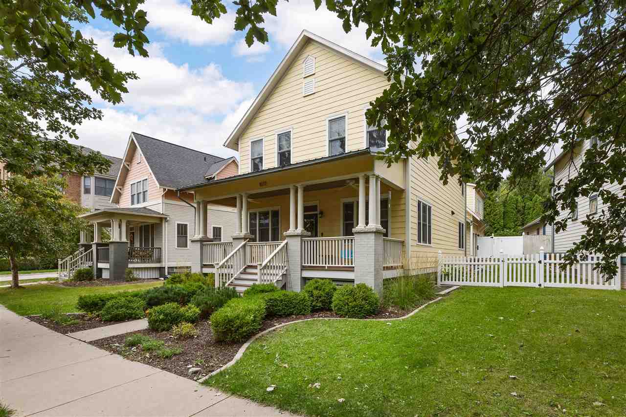 1072 Foster Road Iowa City IA 52245