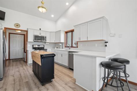 105 6th Avenue W Walford IA 52351