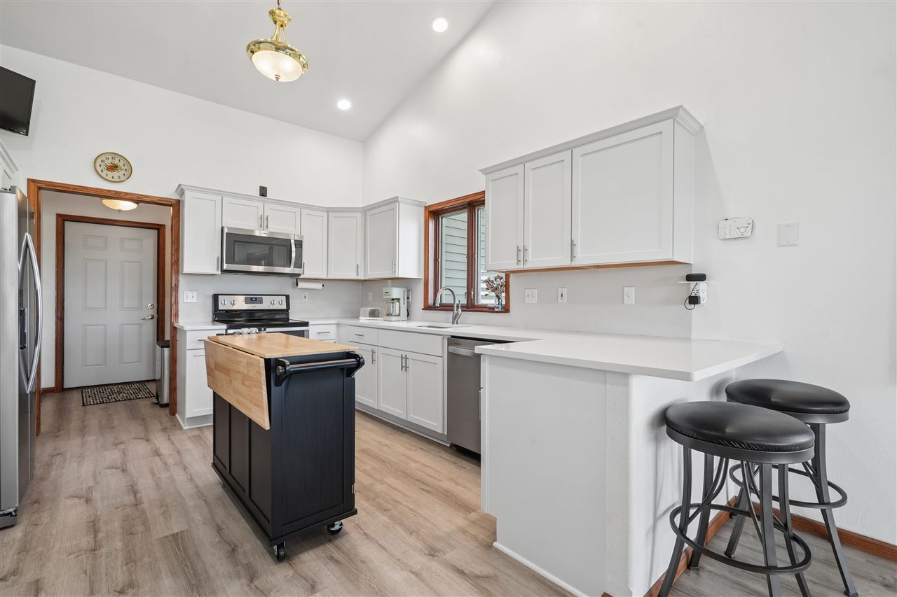 105 6th Avenue W Walford IA 52351