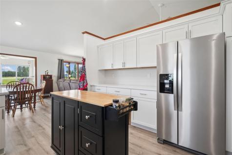 105 6th Avenue W Walford IA 52351