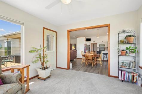 105 6th Avenue W Walford IA 52351