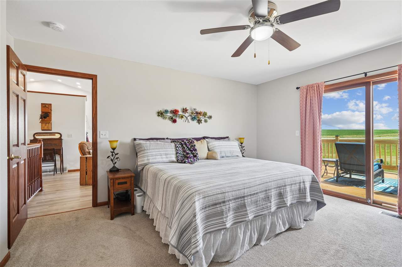 105 6th Avenue W Walford IA 52351