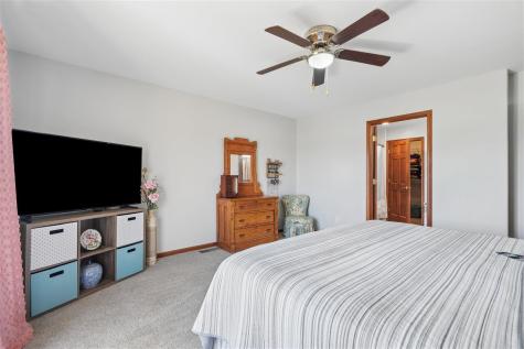 105 6th Avenue W Walford IA 52351