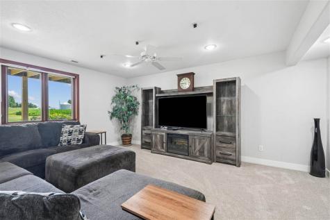 105 6th Avenue W Walford IA 52351