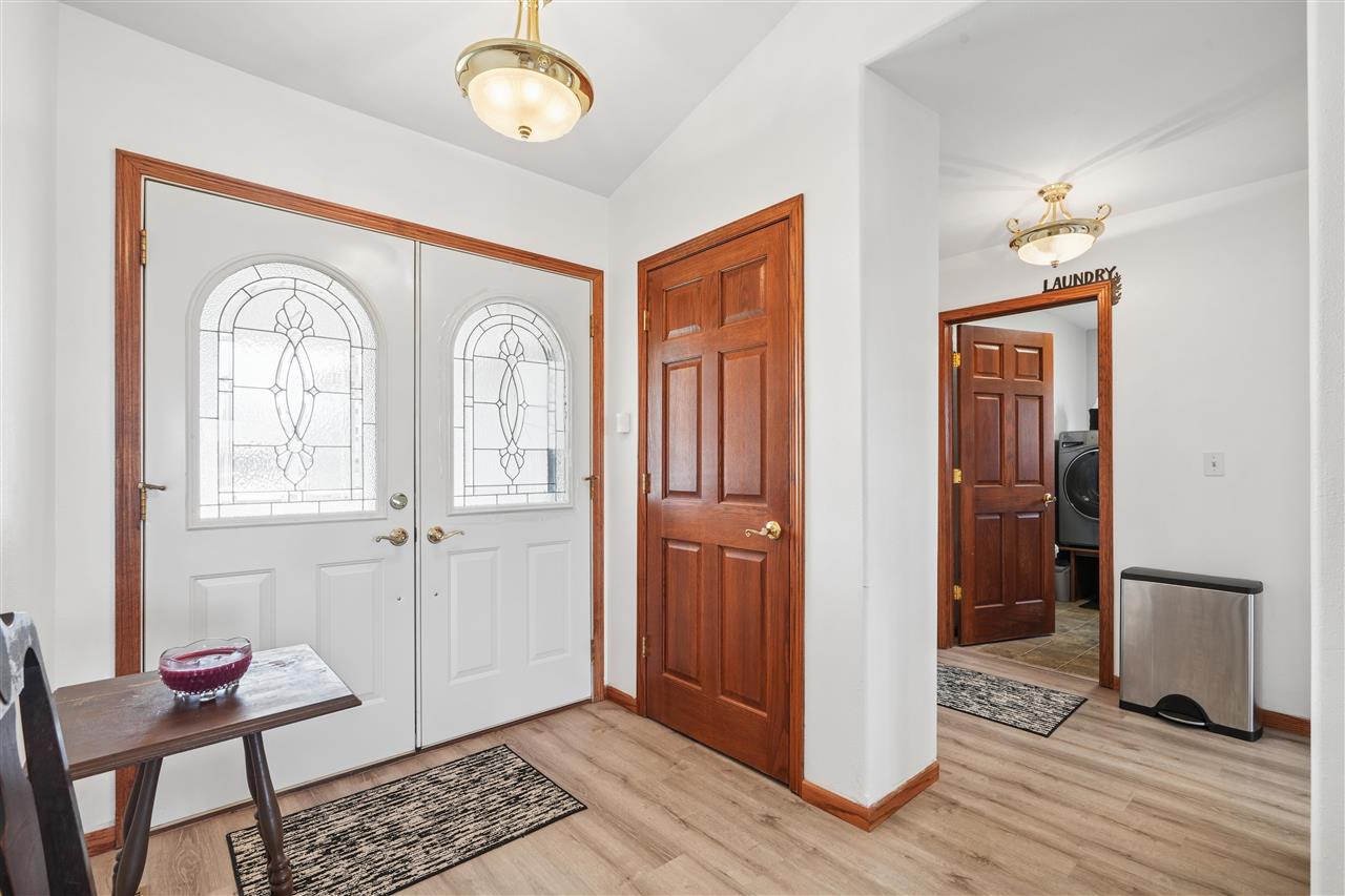 105 6th Avenue W Walford IA 52351