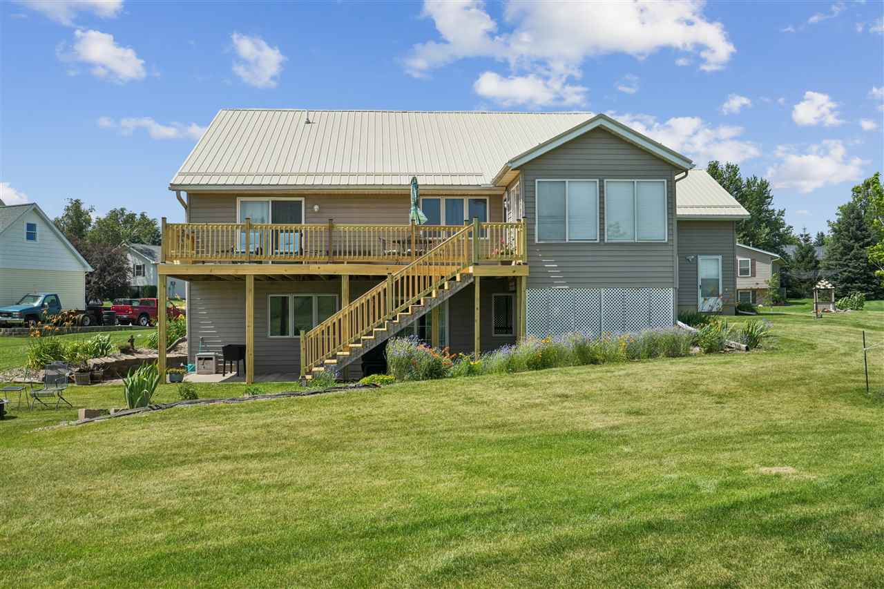 105 6th Avenue W Walford IA 52351