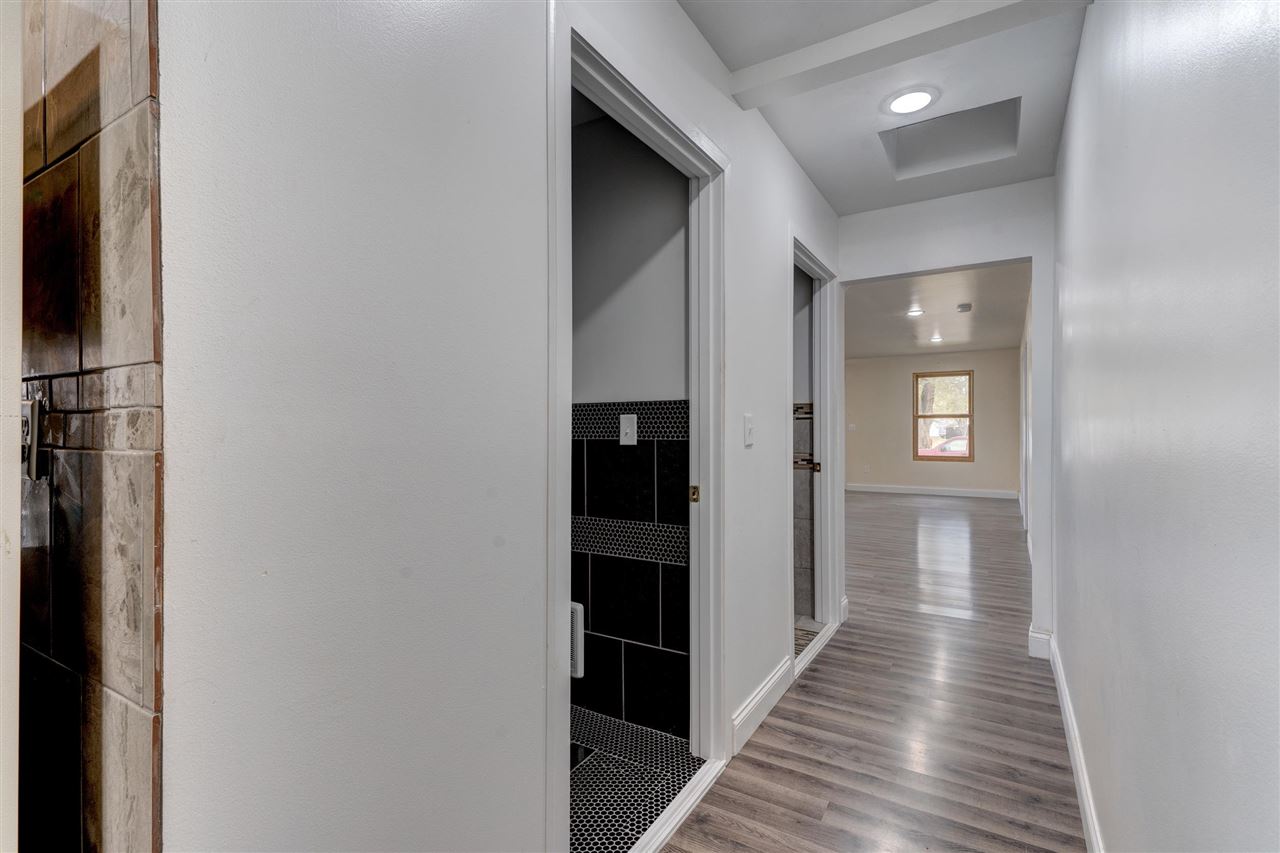 1206 Concord Street Fredonia IA 52738