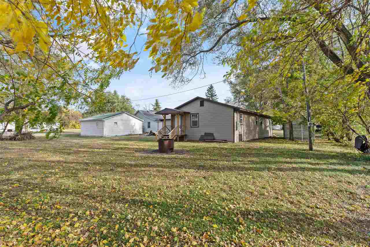 1206 Concord Street Fredonia IA 52738