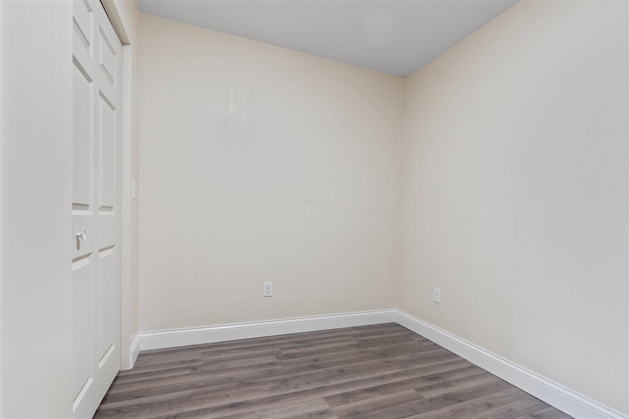 1206 Concord Street Fredonia IA 52738