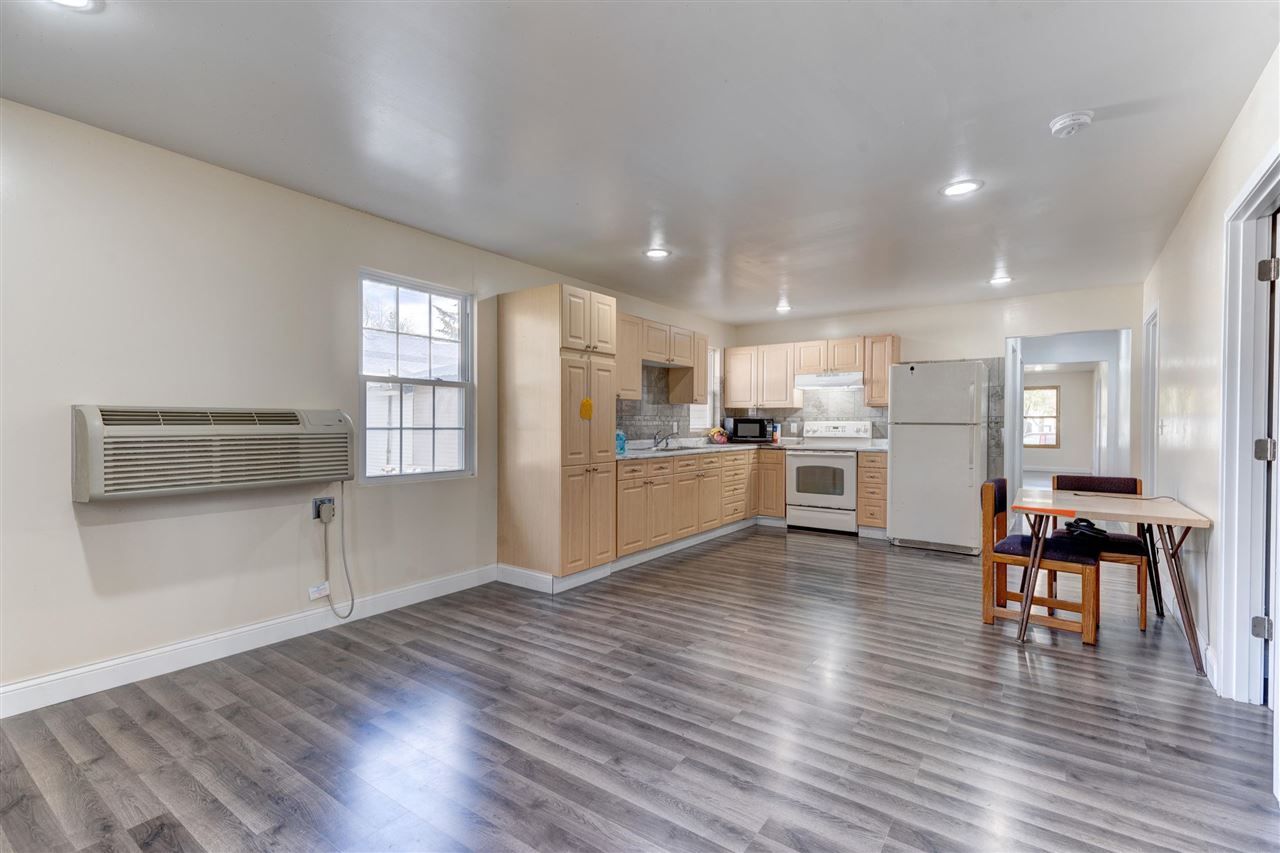 1206 Concord Street Fredonia IA 52738