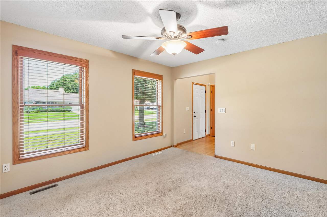 2160 Chad Drive Coralville IA 52241