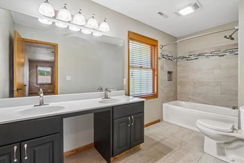 2160 Chad Drive Coralville IA 52241