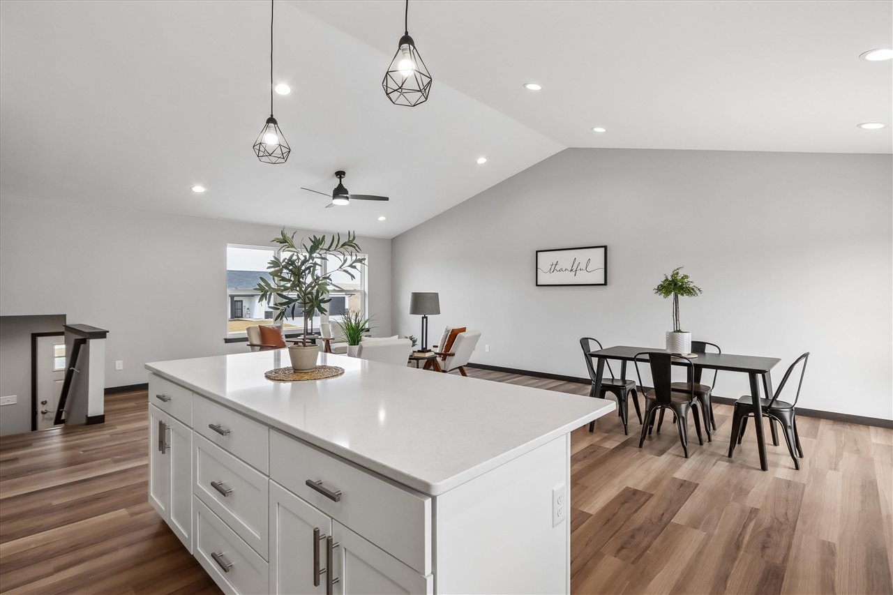 189 Karen Drive Williamsburg IA 52361