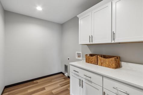 189 Karen Drive Williamsburg IA 52361
