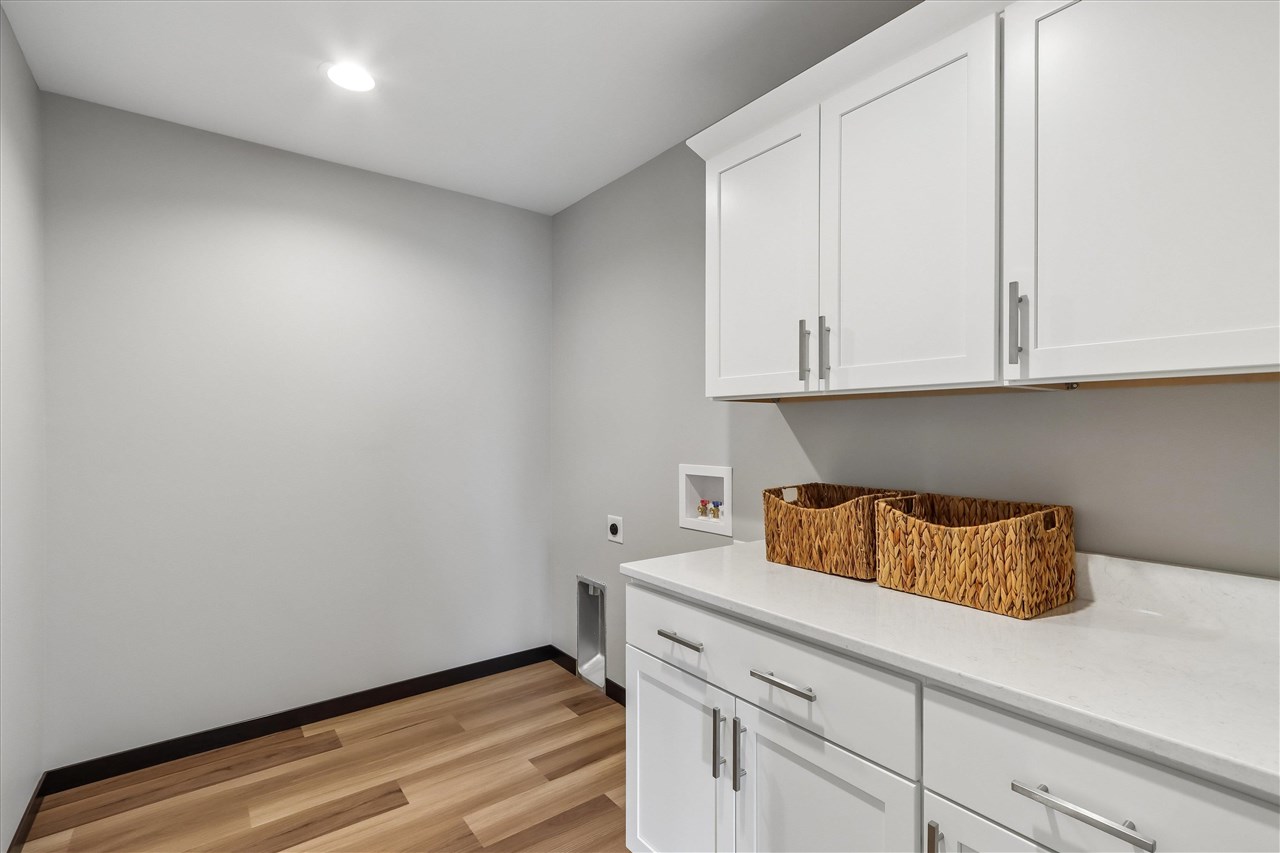 189 Karen Drive Williamsburg IA 52361
