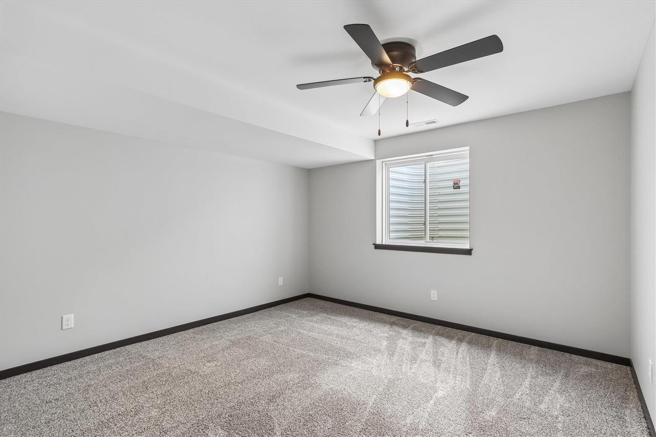 189 Karen Drive Williamsburg IA 52361