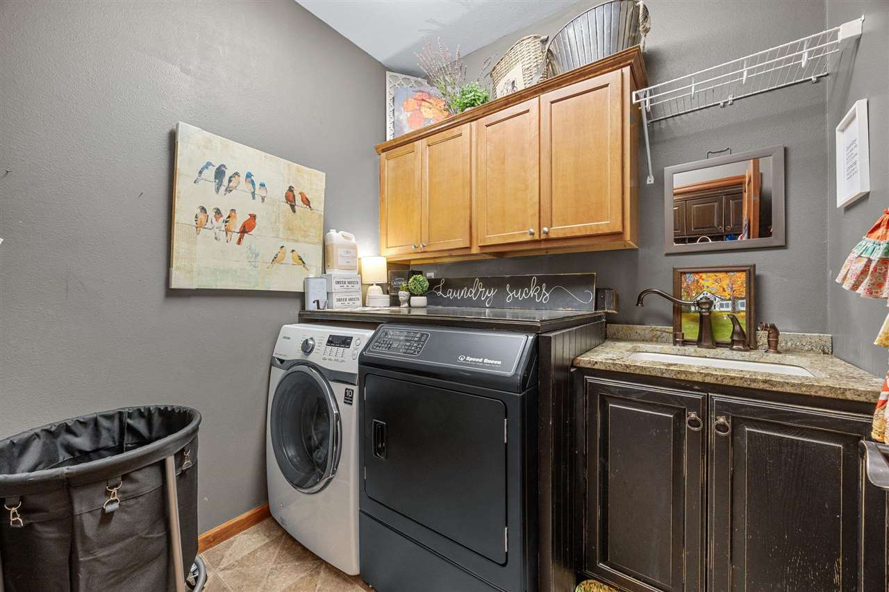 3352 Southridge Drive Amana IA 52203