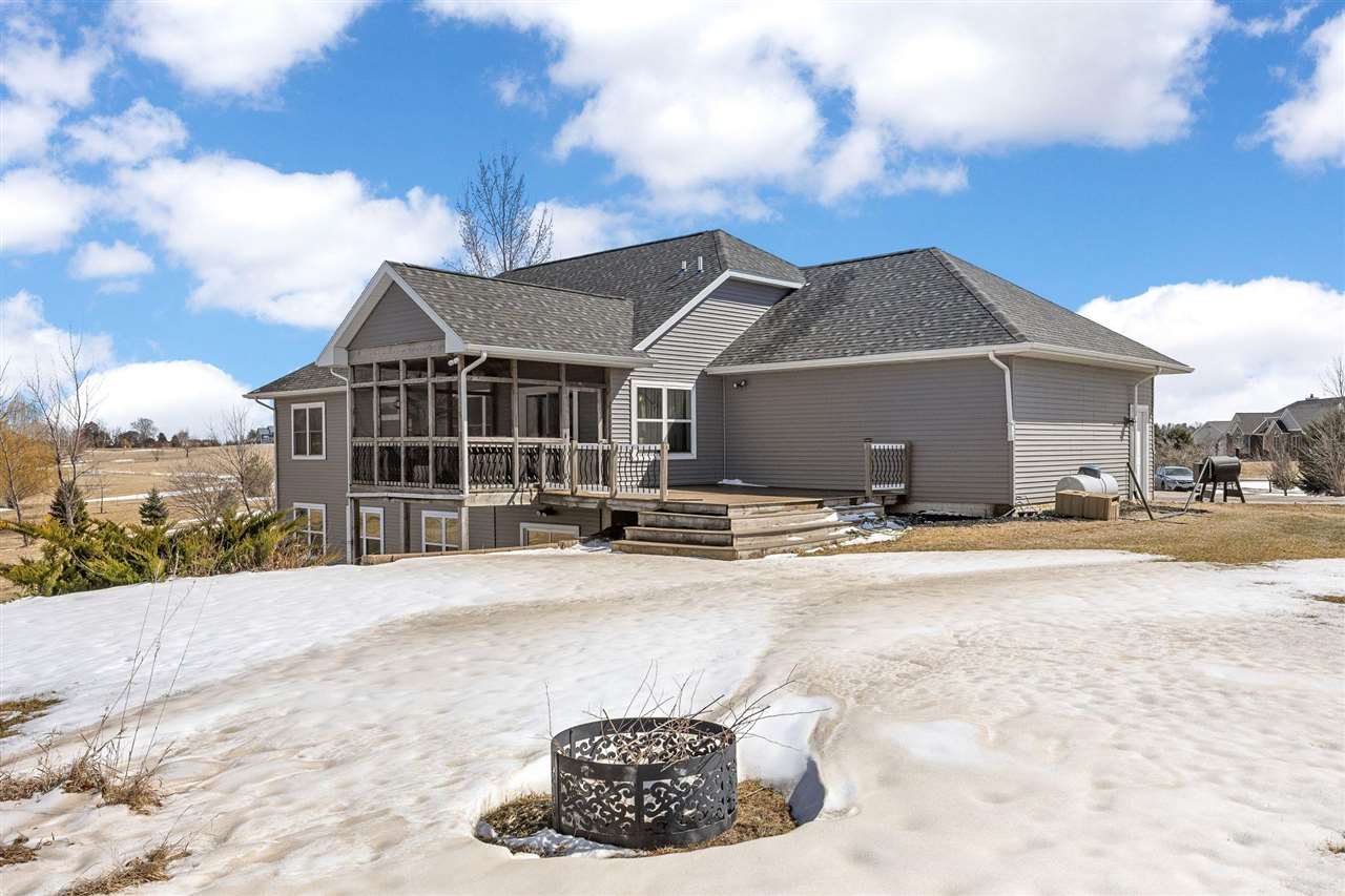 3352 Southridge Drive Amana IA 52203