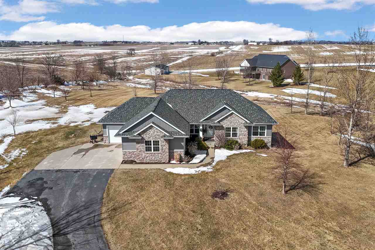 3352 Southridge Drive Amana IA 52203