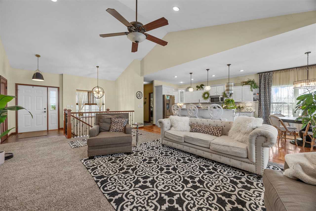 3352 Southridge Drive Amana IA 52203