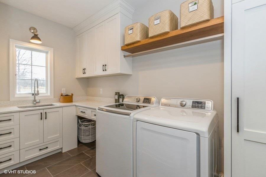 3744 Lacina Drive SW Iowa City IA 52240