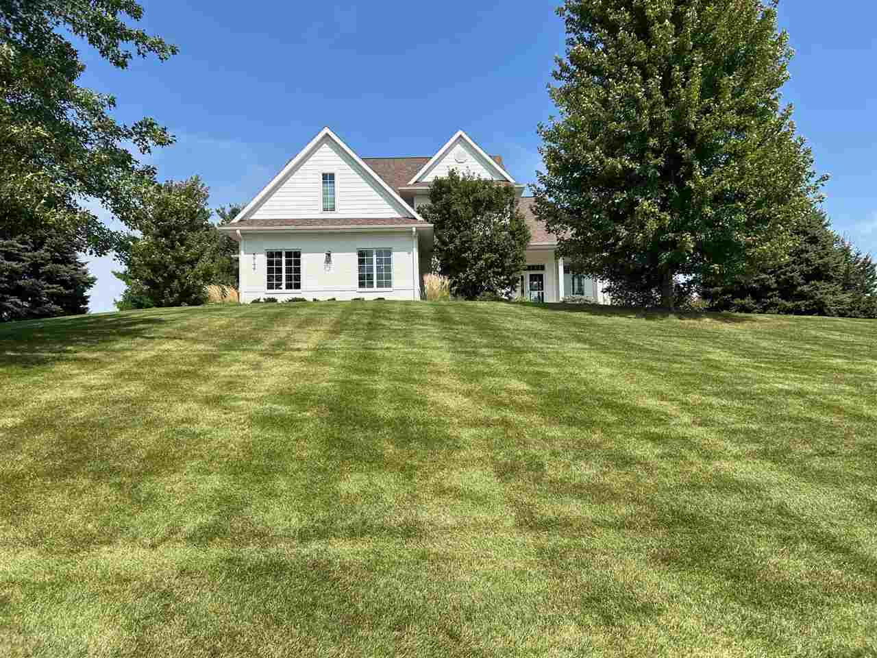 3744 Lacina Drive SW Iowa City IA 52240