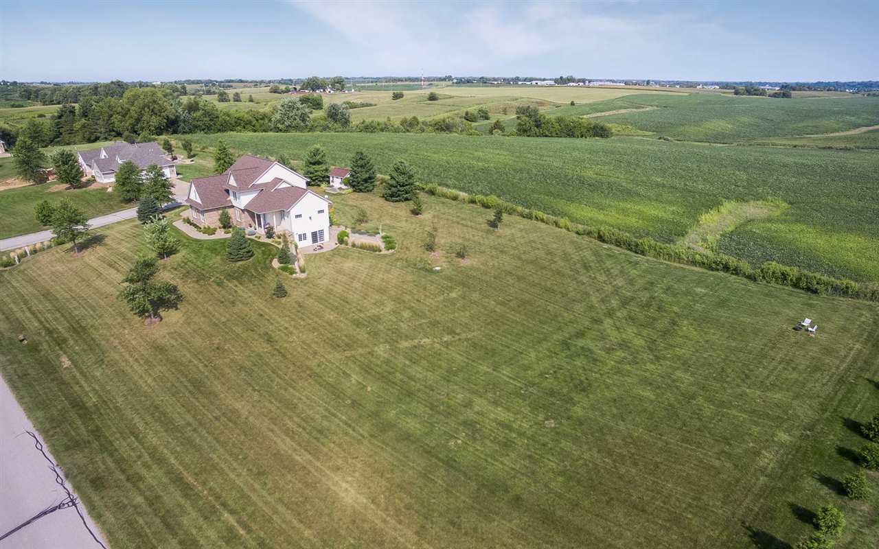 3744 Lacina Drive SW Iowa City IA 52240