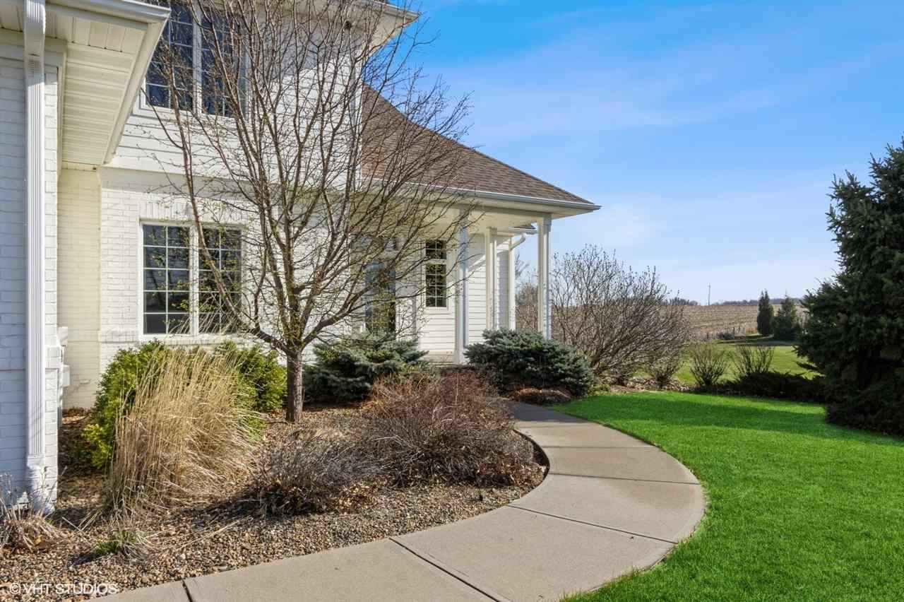 3744 Lacina Drive SW Iowa City IA 52240