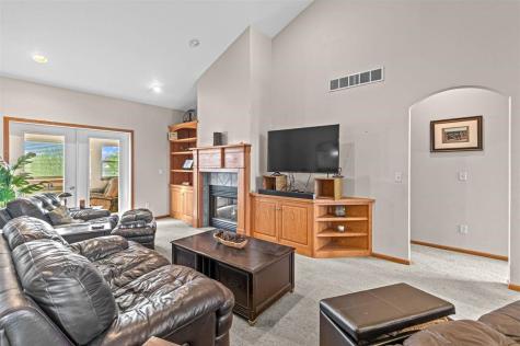 715 Willow Court Solon IA 52333