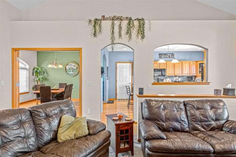 715 Willow Court Solon IA 52333