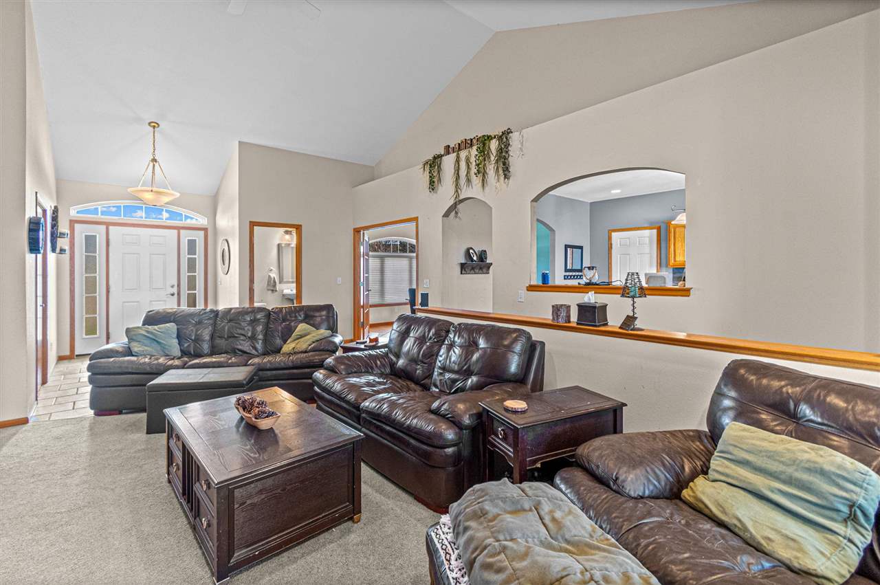 715 Willow Court Solon IA 52333