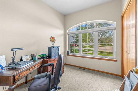 715 Willow Court Solon IA 52333