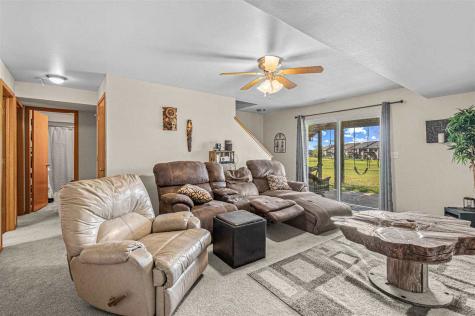 715 Willow Court Solon IA 52333