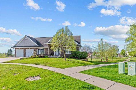 715 Willow Court Solon IA 52333