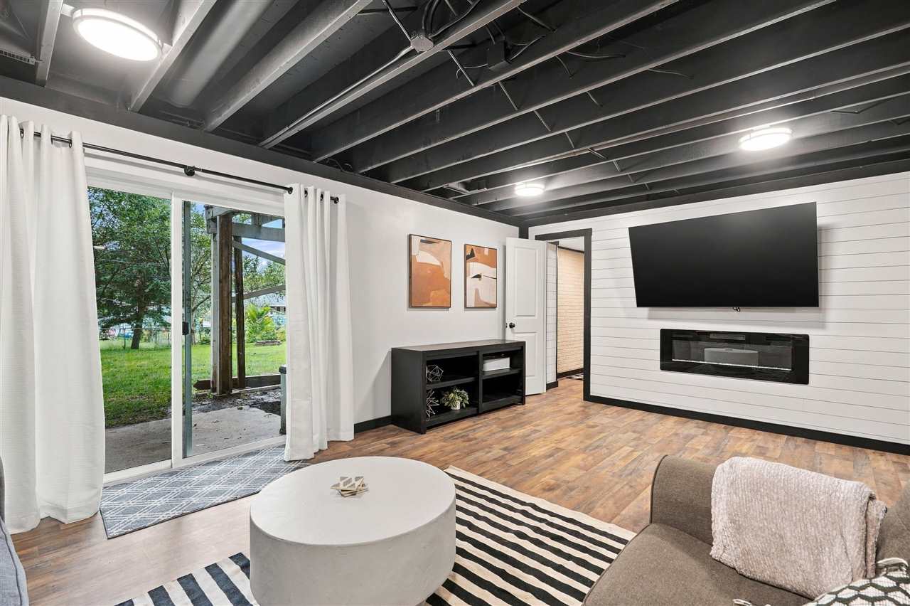 3105 E Court Street Iowa City IA 52245