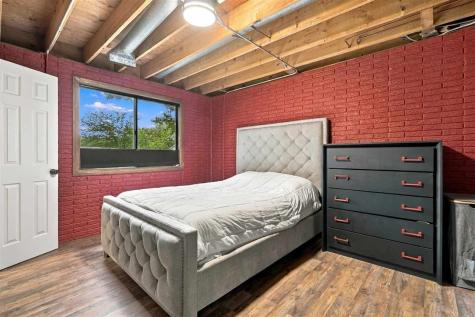 3105 E Court Street Iowa City IA 52245