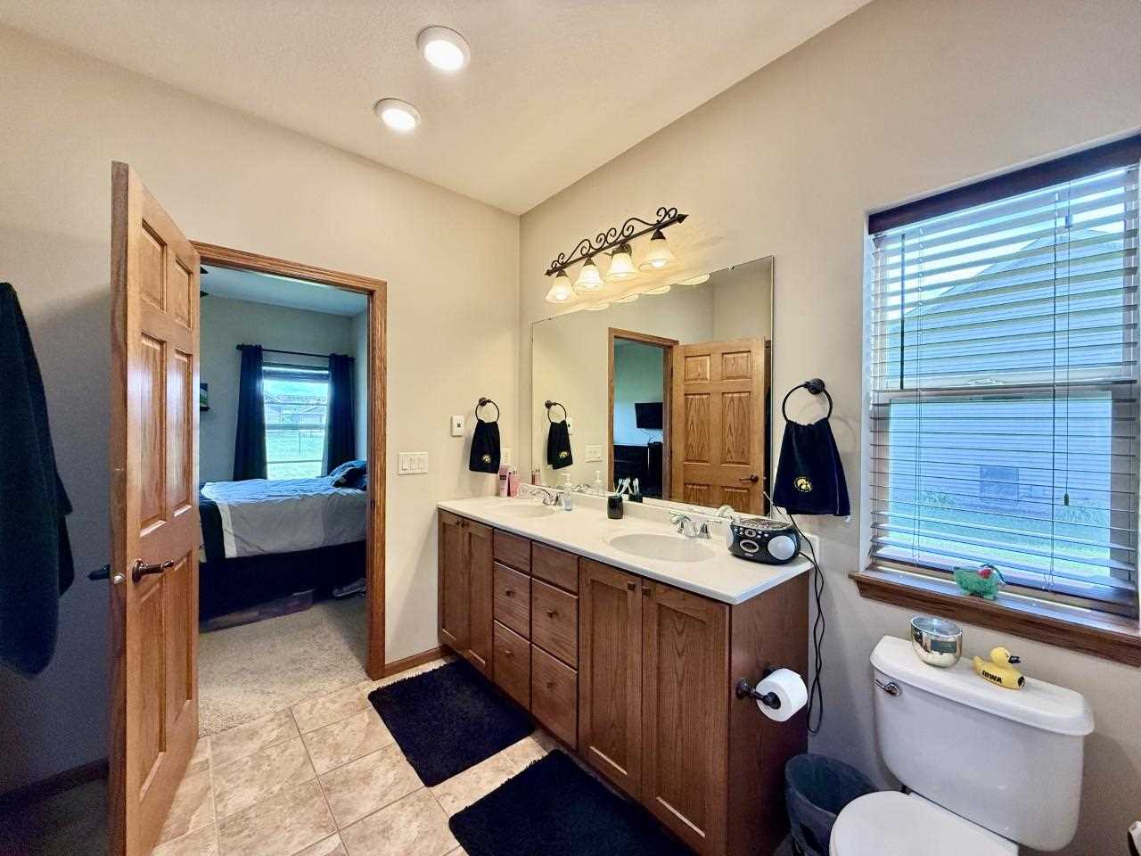 660 Berkshire Lane North Liberty IA 52317