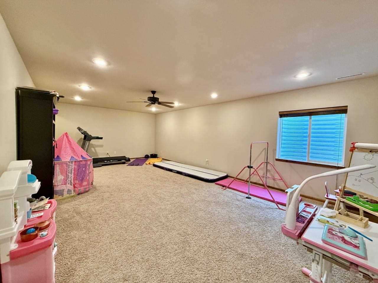 660 Berkshire Lane North Liberty IA 52317