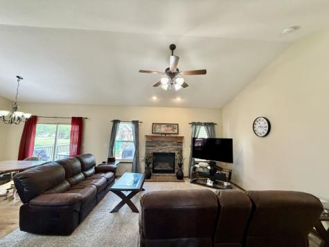 660 Berkshire Lane North Liberty IA 52317