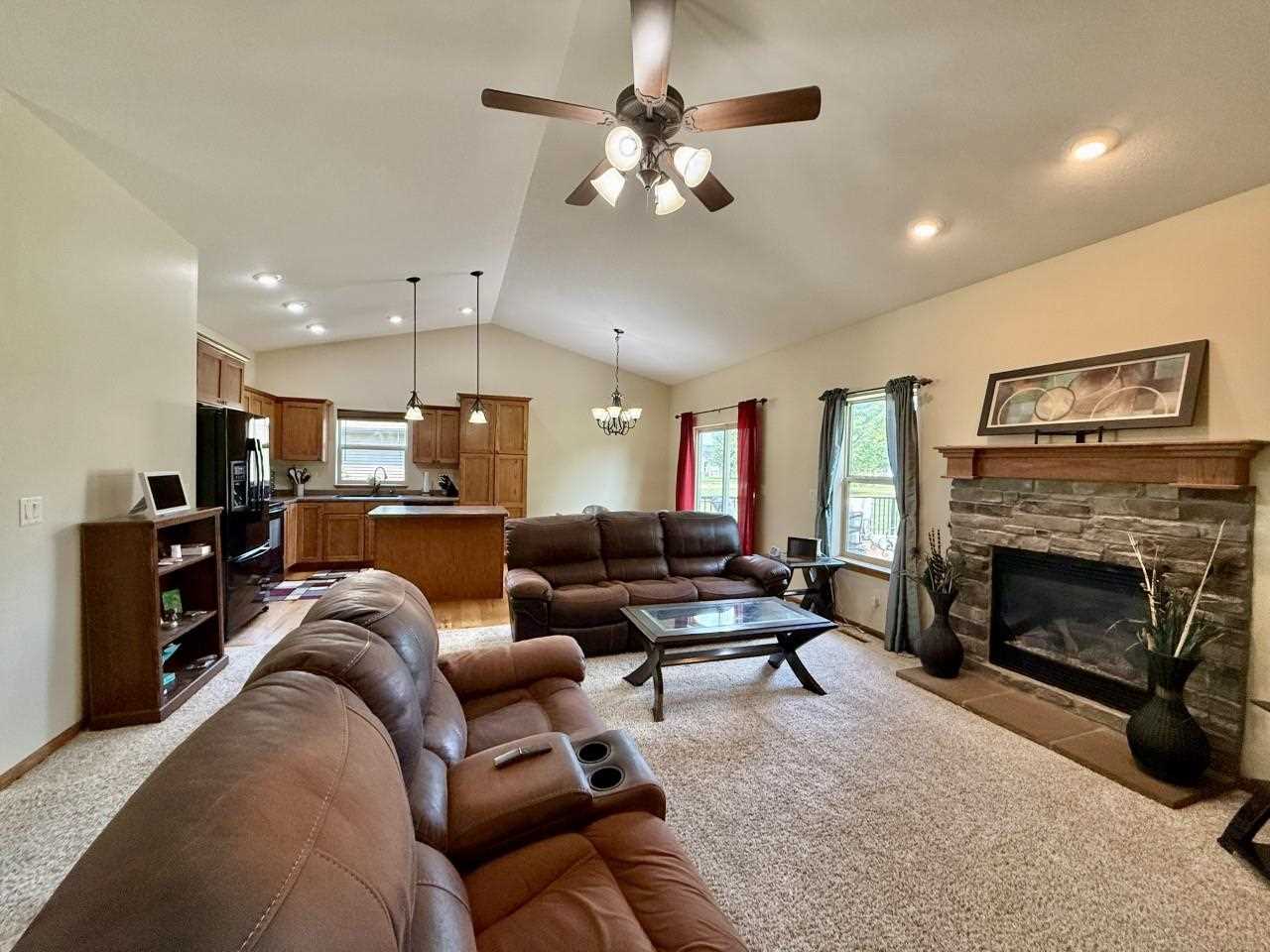 660 Berkshire Lane North Liberty IA 52317