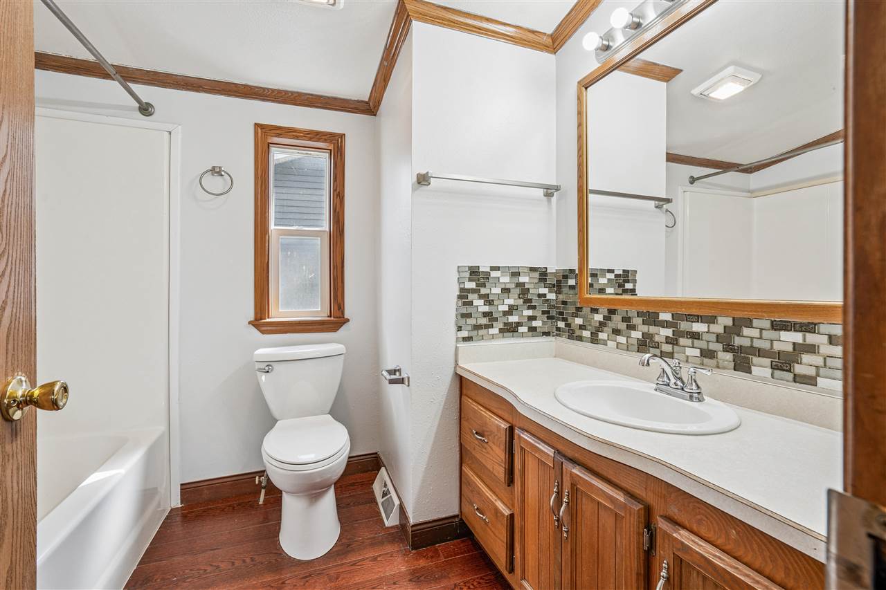 279 Paddock Circle Iowa City IA 52240