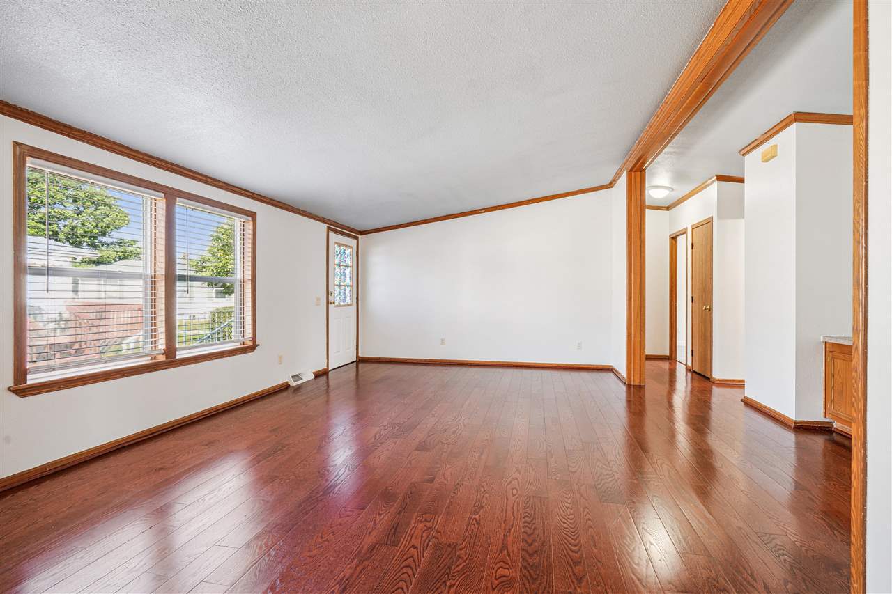 279 Paddock Circle Iowa City IA 52240