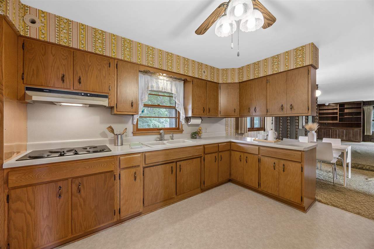3063 Newport Road NE Iowa City IA 52240