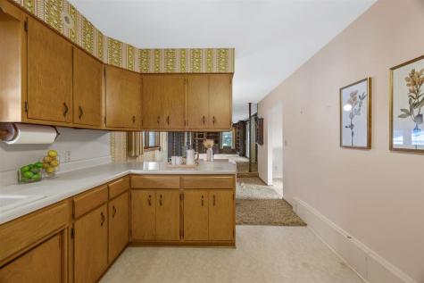 3063 Newport Road NE Iowa City IA 52240