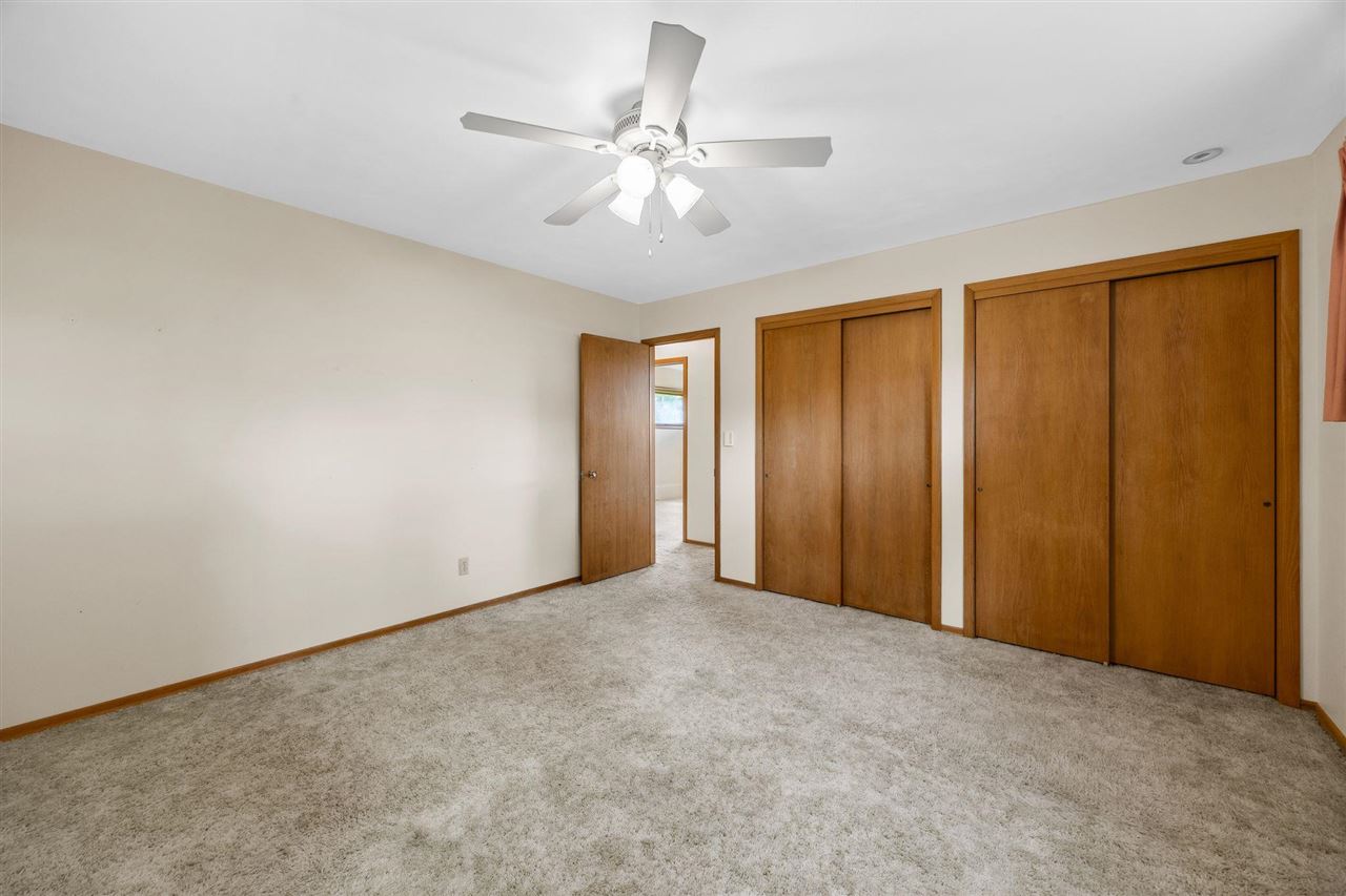 3063 Newport Road NE Iowa City IA 52240