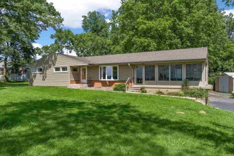 3063 Newport Road NE Iowa City IA 52240